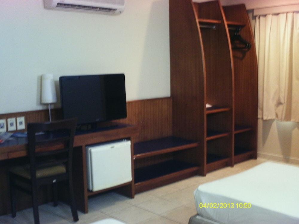 Hotel Costa Do Mar 4*